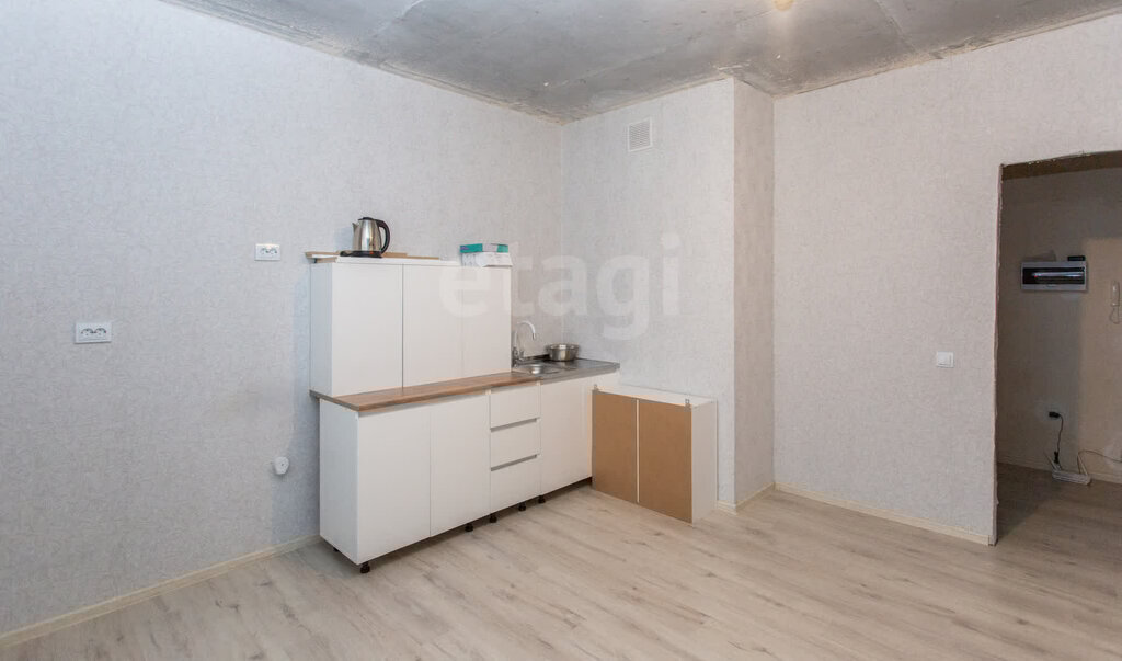 квартира г Тобольск 15-й микрорайон 17А фото 6