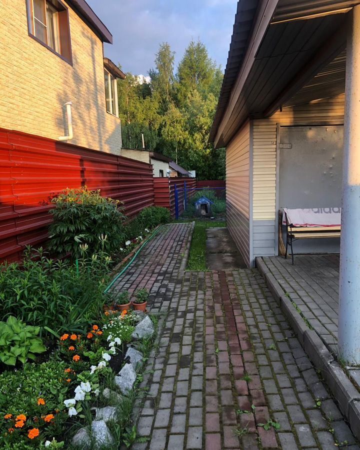 дом г Сургут р-н Северный жилой Сургут, 46-й мкр-н, Тюменская обл. фото 2