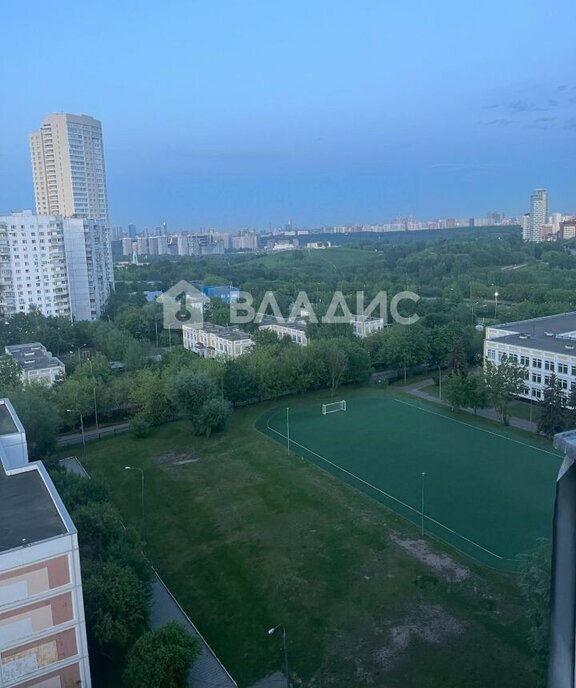 квартира г Москва метро Крылатское б-р Осенний 10к/2 муниципальный округ Крылатское фото 13