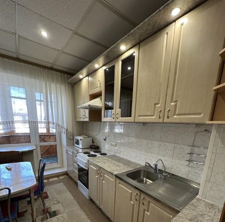 квартира г Сургут пр-кт Комсомольский 40 27-й фото 6