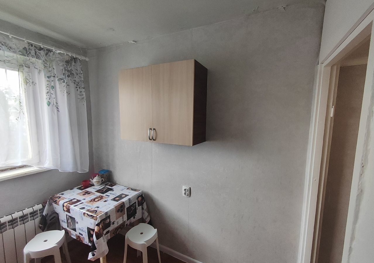 комната г Тольятти р-н Автозаводский 5-й квартал б-р Орджоникидзе 15 фото 12