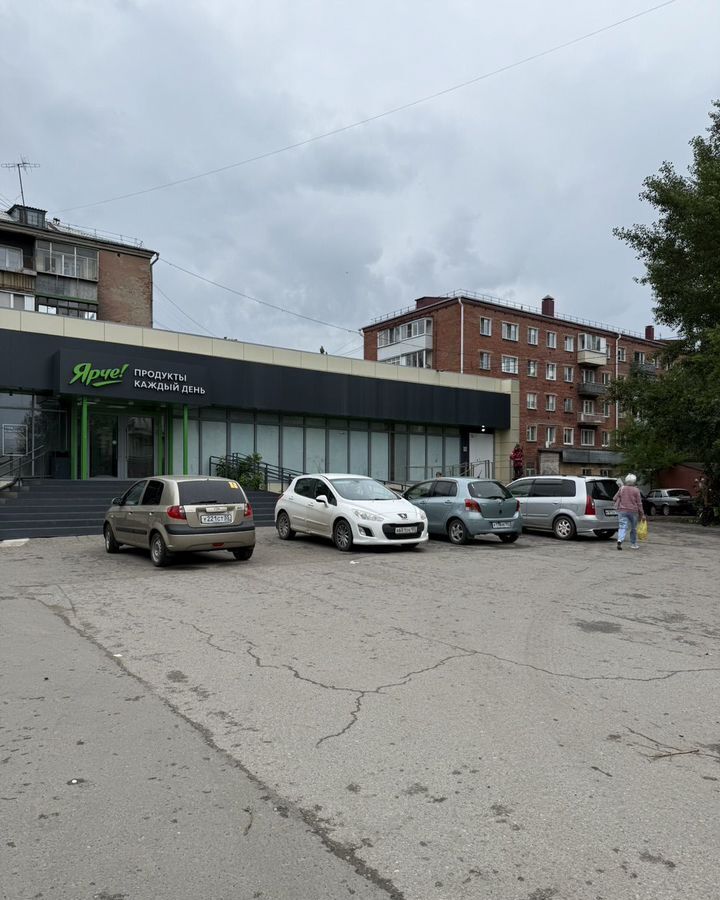 квартира г Омск р-н Центральный ул 10 лет Октября 187а Центральный АО фото 16