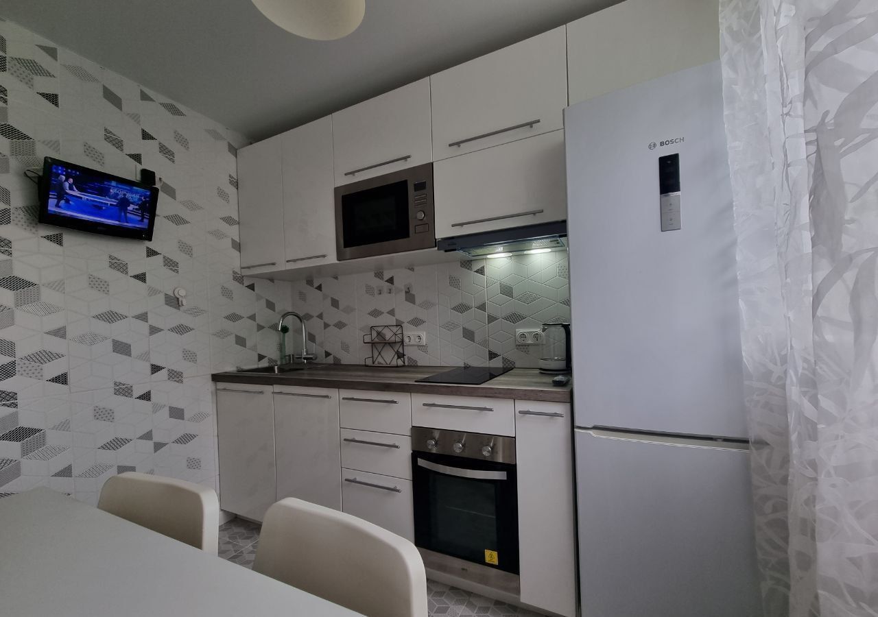 квартира г Тольятти р-н Автозаводский 5 квартал ул Свердлова 19 фото 10