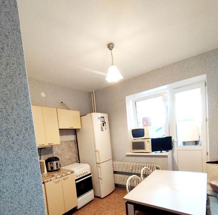 квартира г Омск р-н Октябрьский пр-кт Космический 18ак/5 фото 10
