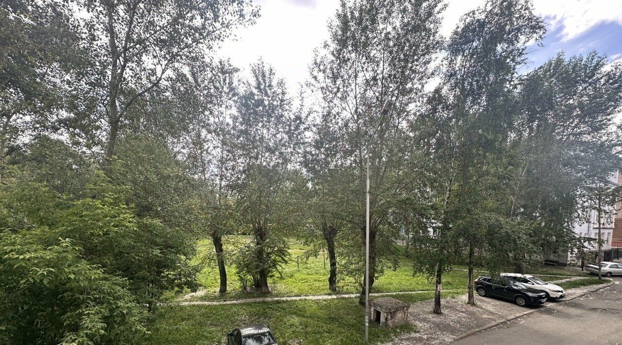 квартира г Нижний Тагил р-н Ленинский пр-кт Строителей 10 фото 12