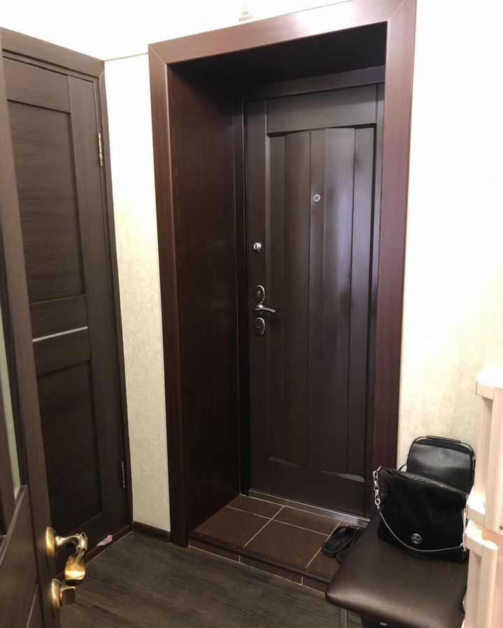 квартира г Тольятти р-н Автозаводский 31 квартал ул Революционная 7к/1 фото 6