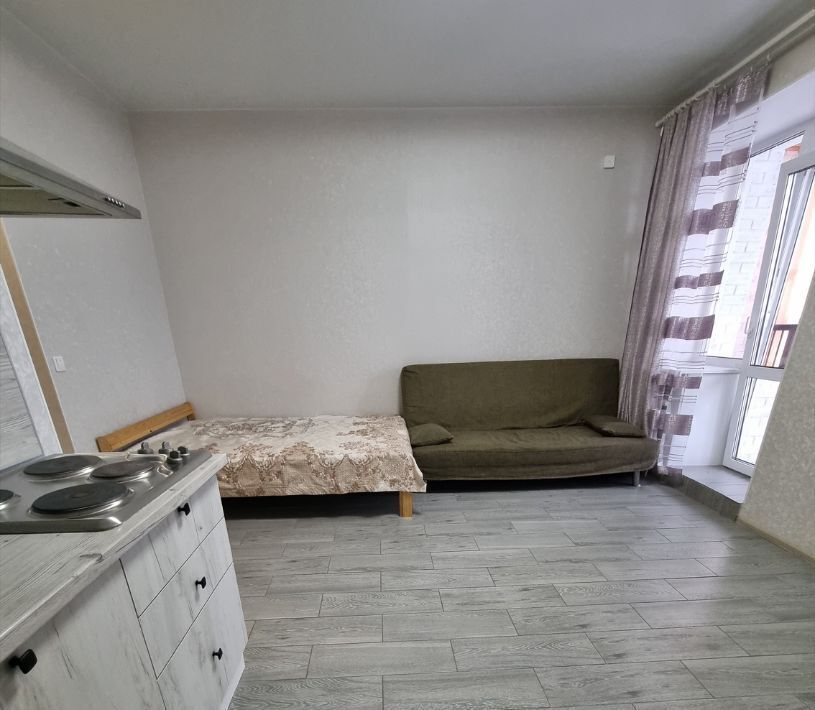квартира г Омск р-н Кировский пр-кт Комарова 11/4 фото 7