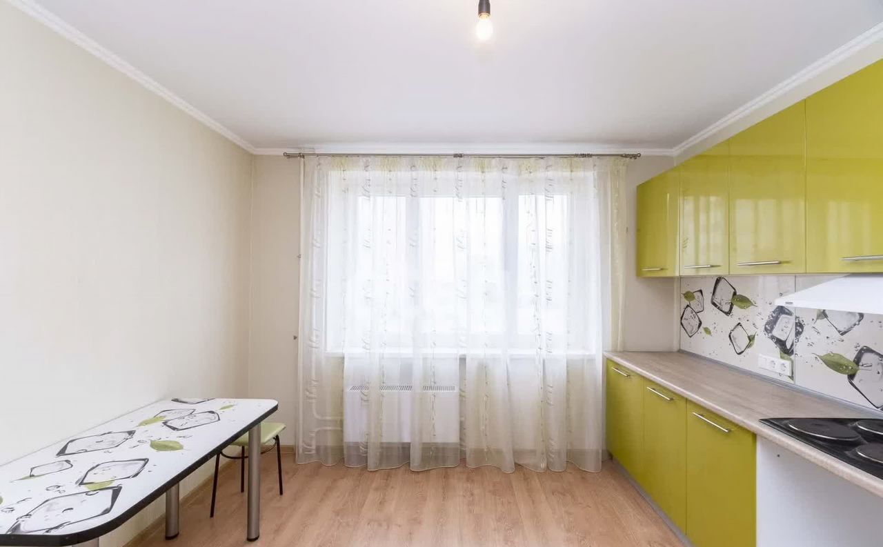 квартира г Тюмень р-н Калининский ул Кремлевская 112к/3 фото 4