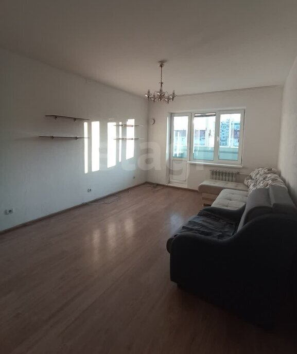 квартира г Омск ул 21-я Амурская 61к/1 фото 14
