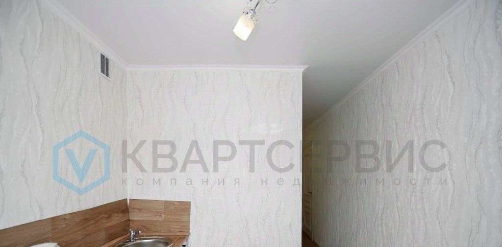 квартира г Омск р-н Октябрьский пр-кт Космический 25 Октябрьский АО фото 3