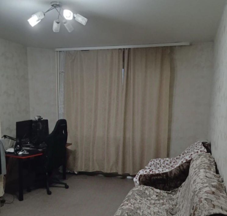 квартира г Омск р-н Кировский б-р Архитекторов 3/2 фото 3