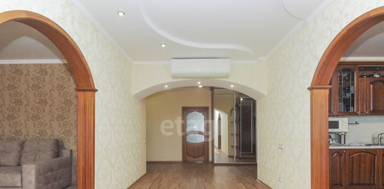 квартира г Омск р-н Кировский ул Крупской 25/1 Кировский АО фото 5