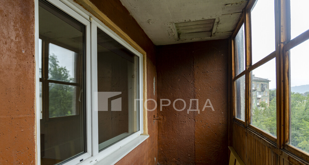 квартира г Новокузнецк р-н Центральный пр-кт Бардина 36 Кузбасс фото 8