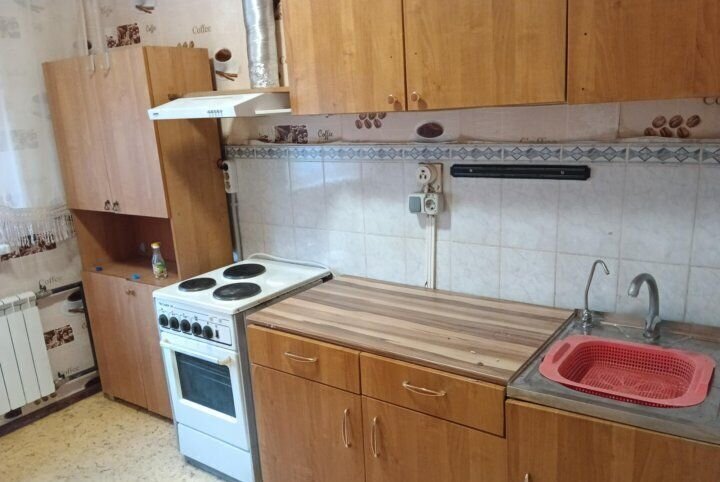 квартира г Тольятти р-н Автозаводский 14 квартал ул 40 лет Победы 70 фото 1