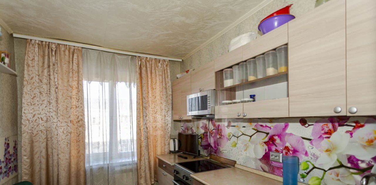 квартира г Новокузнецк р-н Заводской ул Тореза 43 фото 2