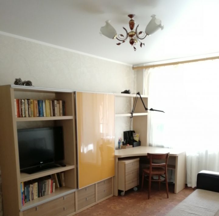квартира г Саратов р-н Фрунзенский ул Железнодорожная 5/9 фото 2