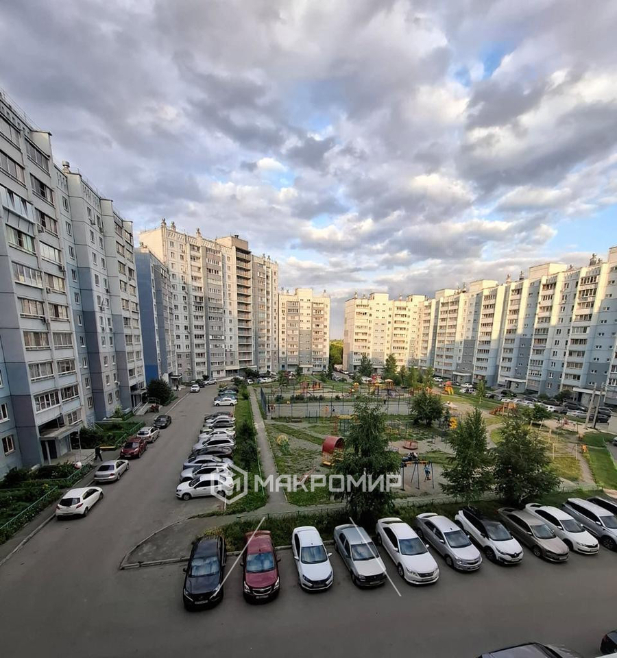 квартира г Челябинск ул Хохрякова 36 фото 1
