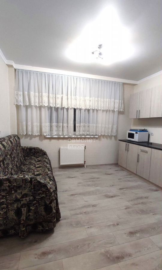 квартира г Омск р-н Кировский б-р Архитекторов 1б фото 2