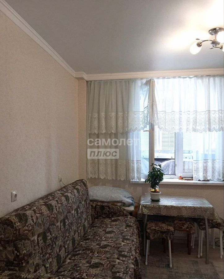 квартира г Омск р-н Кировский б-р Архитекторов 1б фото 3