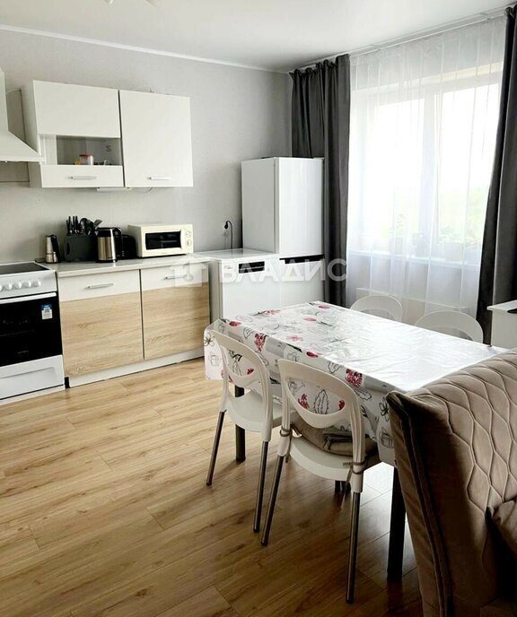 квартира г Тобольск 15-й микрорайон 26 фото 3