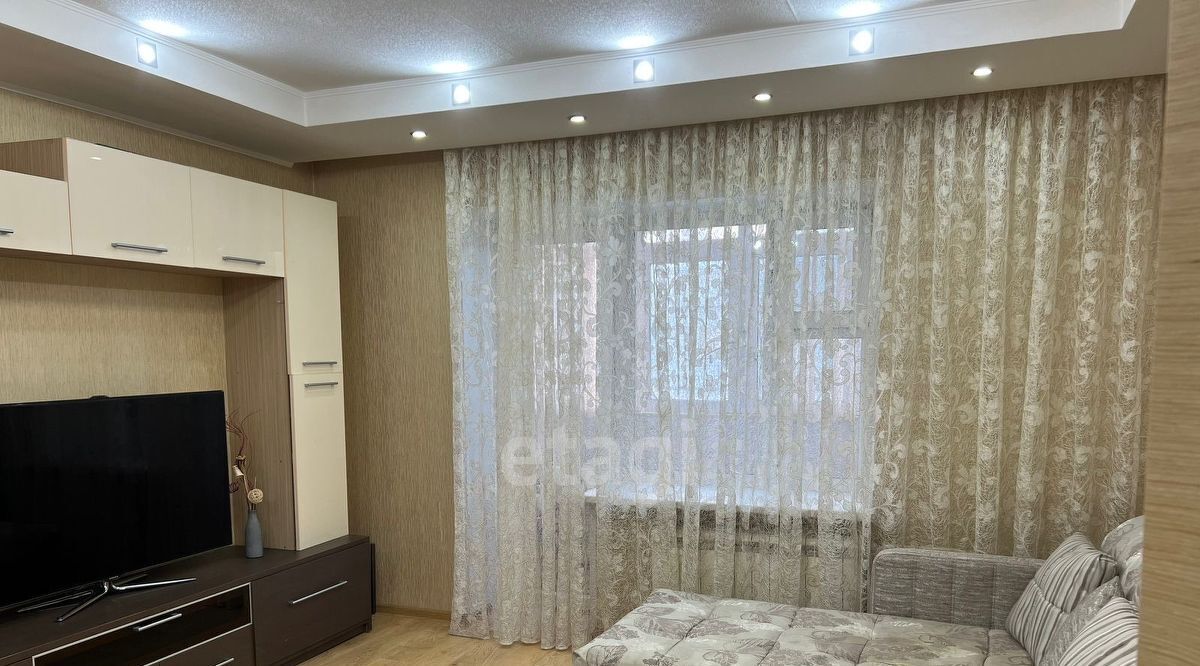 квартира г Новый Уренгой микрорайон Юбилейный 4/2А фото 3