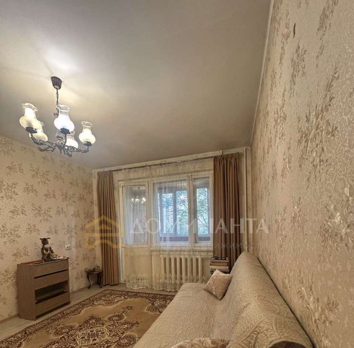 квартира г Смоленск р-н Промышленный ул Рыленкова 43 фото 3
