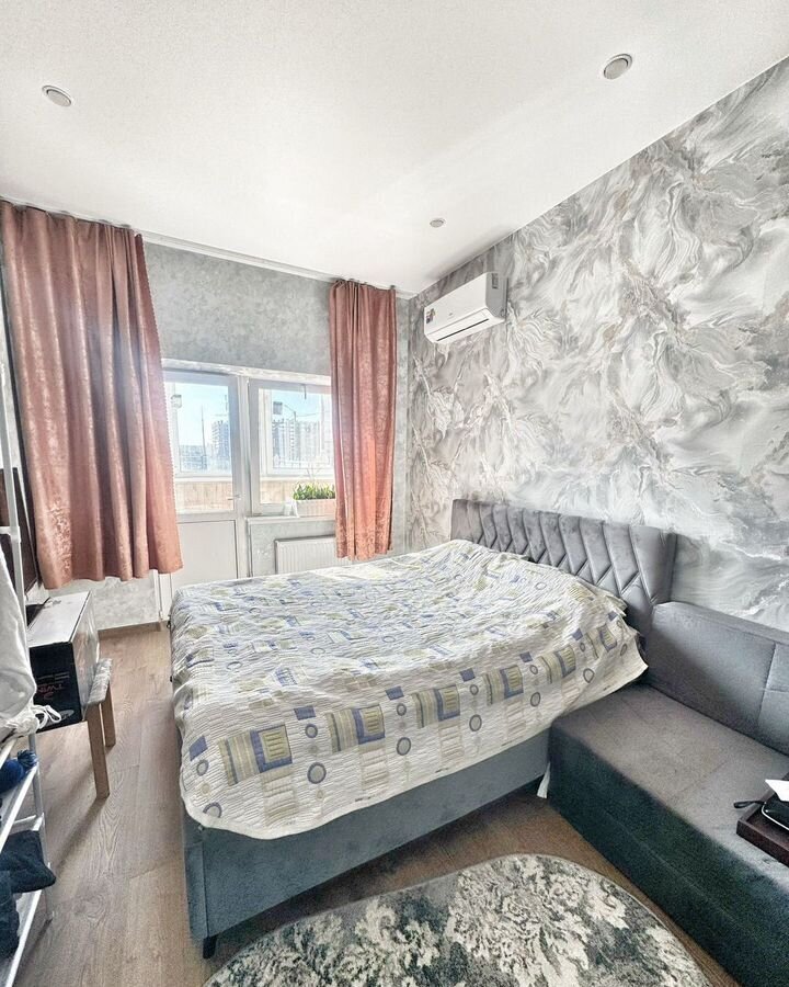 квартира г Краснодар р-н Прикубанский ул им. Валерия Вишневецкого 9к/1 фото 2