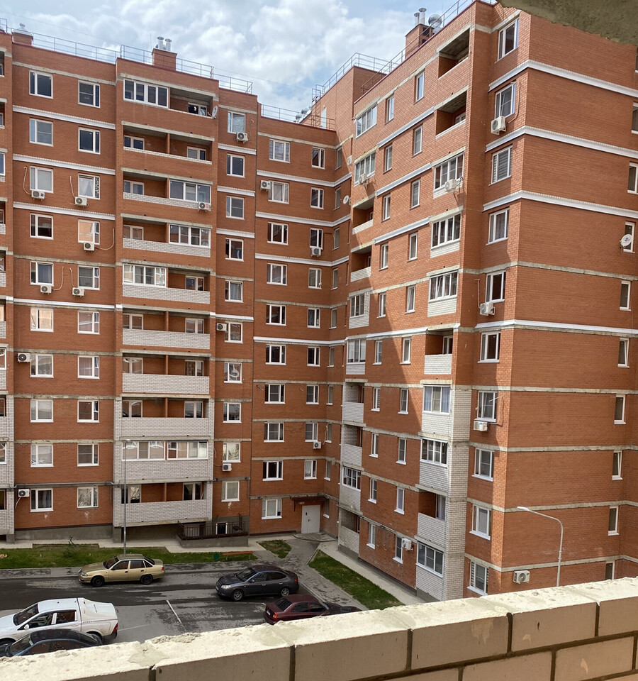 квартира г Волгоград р-н Кировский ул 70-летия Победы 29 фото 1
