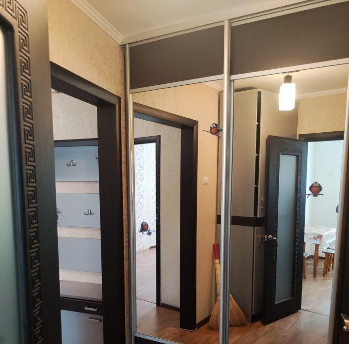 квартира г Тольятти р-н Автозаводский ул Юбилейная 1 фото 12