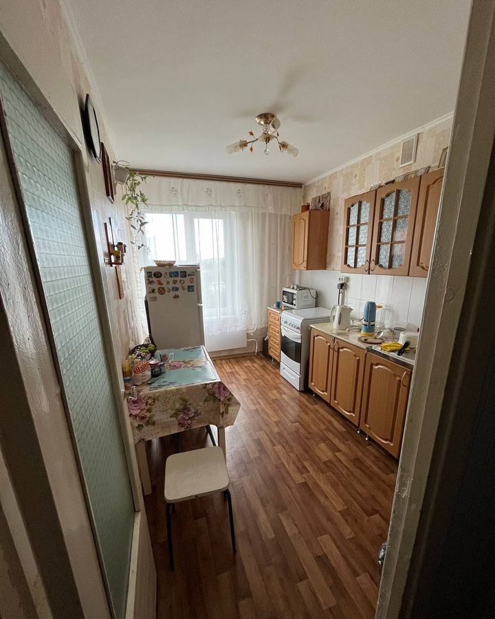 квартира г Тольятти р-н Автозаводский ул Свердлова 32 фото 2