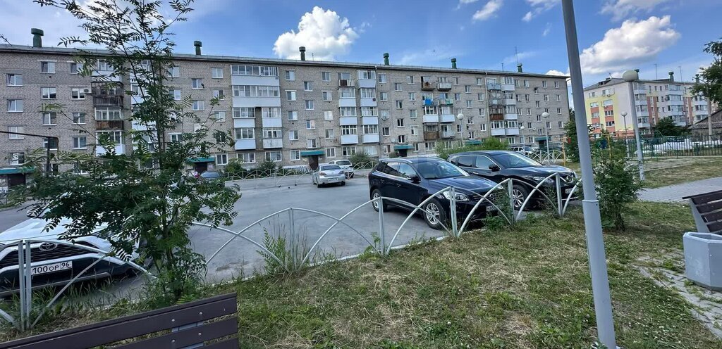 квартира г Ирбит ул Логинова 2 фото 21