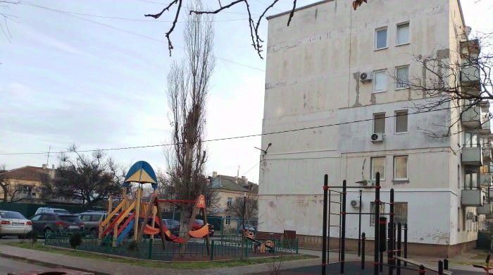 комната г Евпатория ул Сытникова 10 фото 11