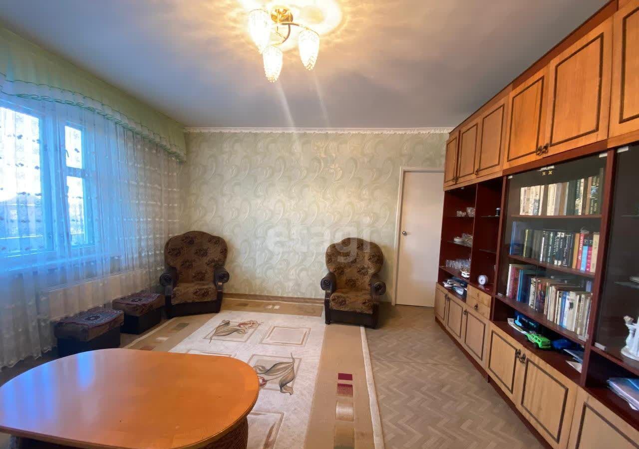 квартира г Ачинск ул Зверева 10 фото 1