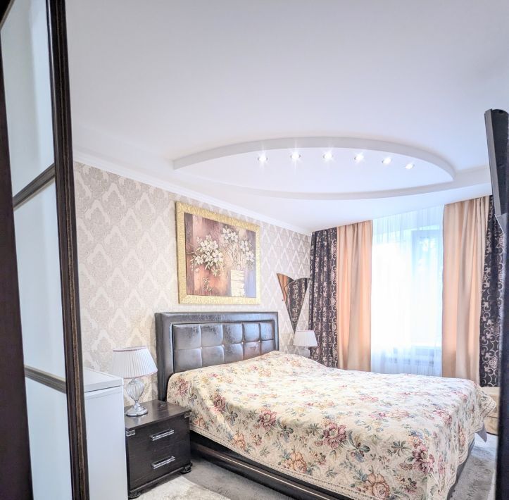 квартира г Саратов р-н Кировский ул. Имени Академика С. Г. Навашина, 32 фото 6