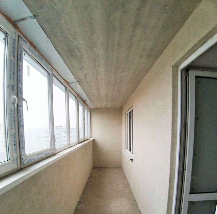 квартира г Тольятти р-н Автозаводский ш Южное 45а фото 1