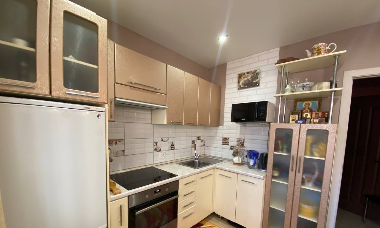 квартира г Воронеж р-н Железнодорожный ул Федора Тютчева 97 Боровое фото 1