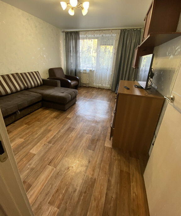 квартира г Саратов ул Лесная 11г Республика фото 3