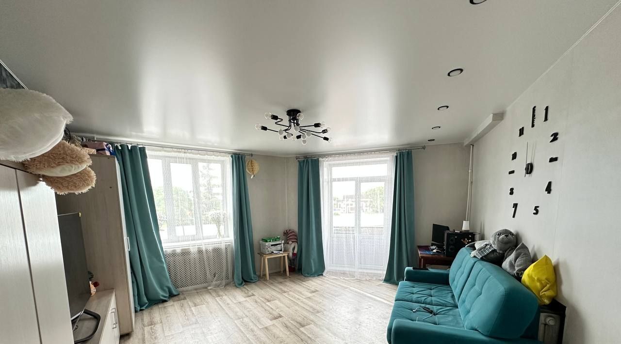 квартира г Ульяновск р-н Засвияжский ул Автозаводская 2 фото 1