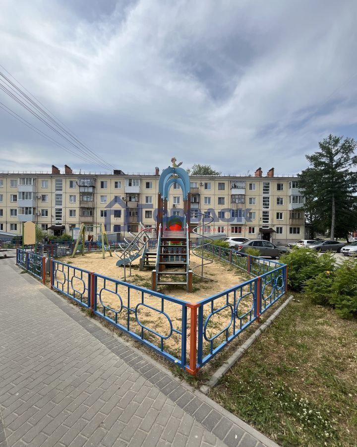квартира г Каменск-Уральский ул Добролюбова 14 мкр-н Октябрьский фото 2