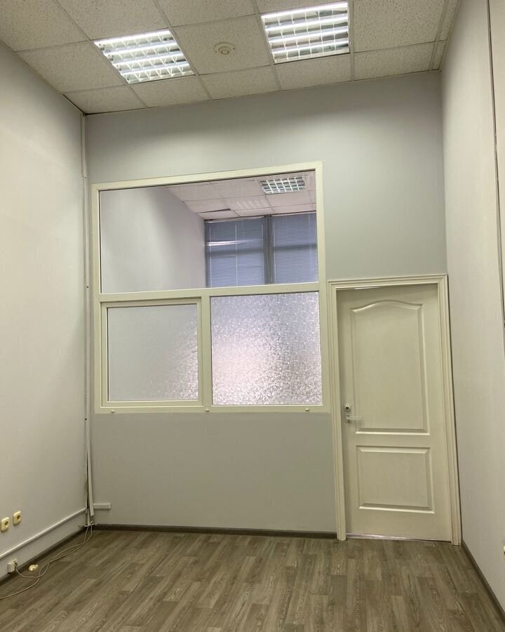 офис г Саратов р-н Кировский ул Большая Садовая 239 фото 12