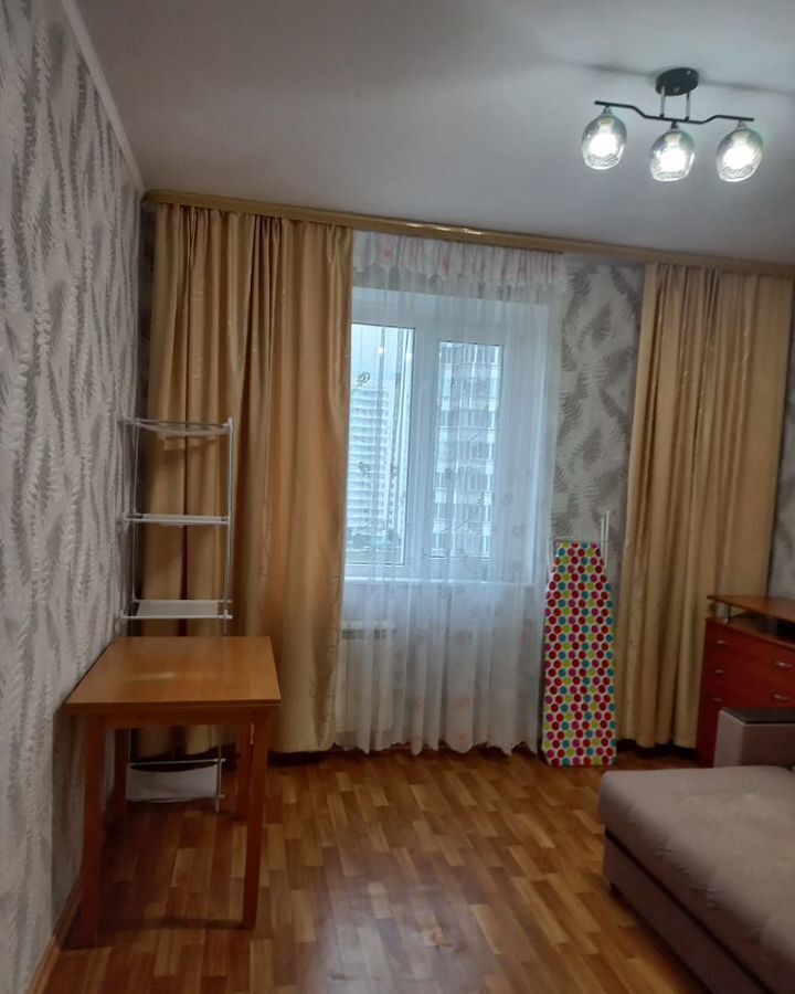 квартира г Курск р-н Центральный пр-кт Вячеслава Клыкова 4 фото 1