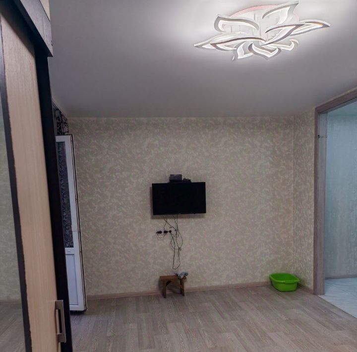 квартира г Волгоград р-н Кировский ул им. Кирова 140б фото 3