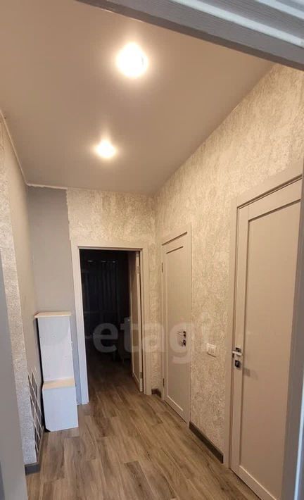 квартира г Тюмень р-н Калининский ул Фармана Салманова 12 фото 17
