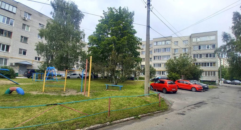 квартира г Курск р-н Центральный ул Студенческая 36а фото 2