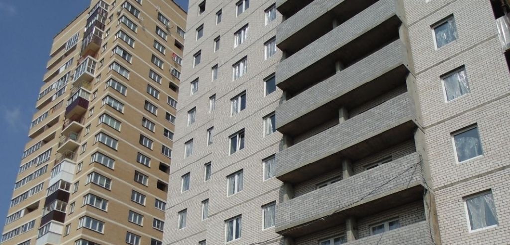 квартира г Смоленск р-н Промышленный ул Рыленкова 54а фото 2