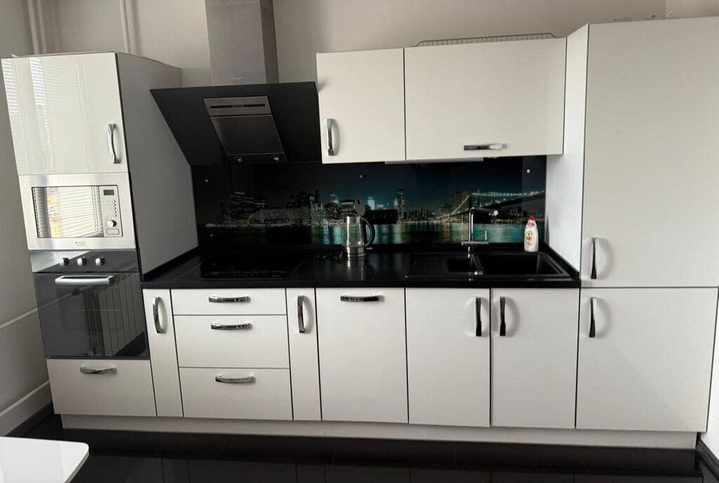 квартира г Волгоград ул им. Глазкова 23 фото 2