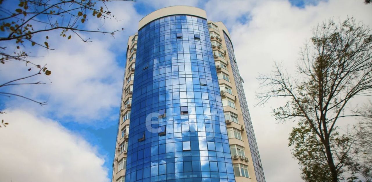 квартира г Симферополь р-н Железнодорожный ул Павленко фото 1