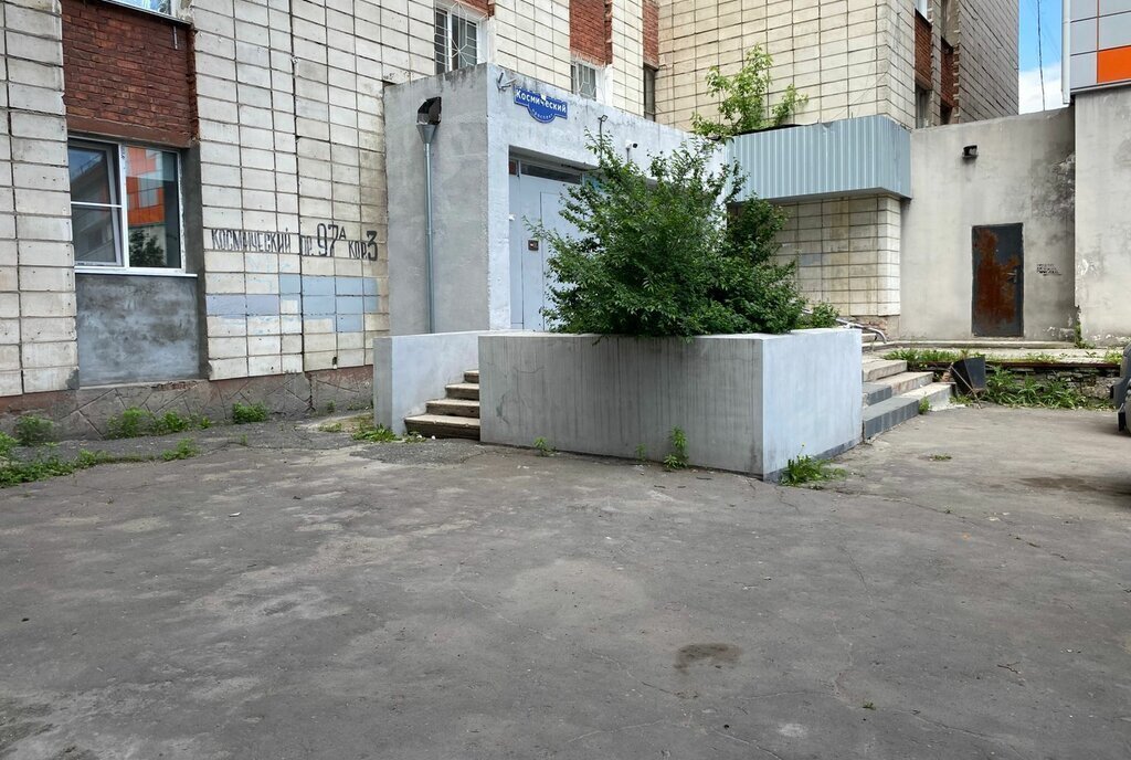 квартира г Омск пр-кт Комарова 15 фото 5