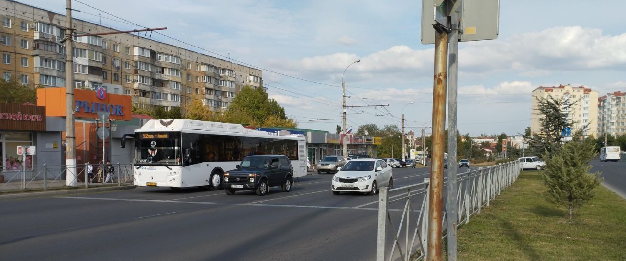 офис г Симферополь р-н Киевский пр-кт Победы 64б фото 3