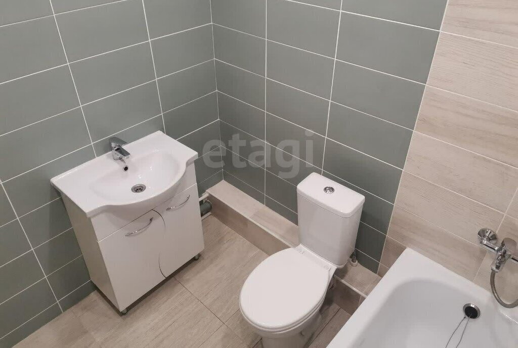 квартира г Оренбург ул Юркина 2 фото 5